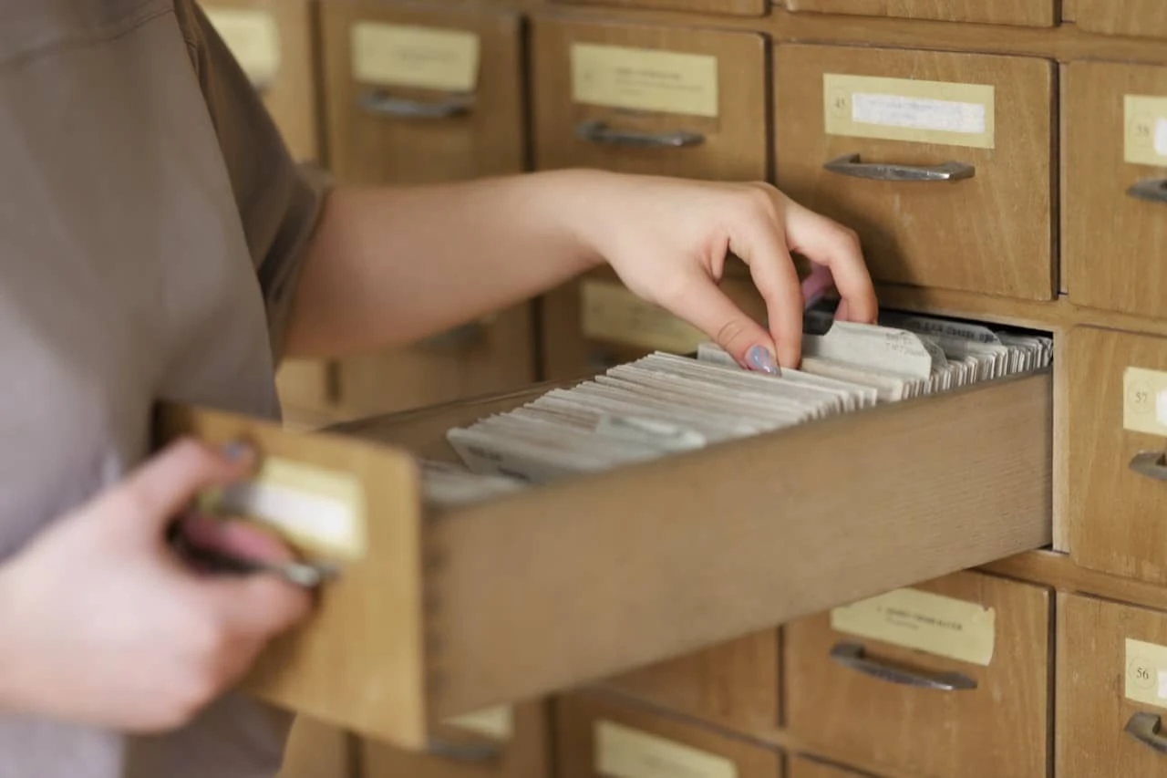 LRS (Learning Record Store): what it is and why your LMS may need it